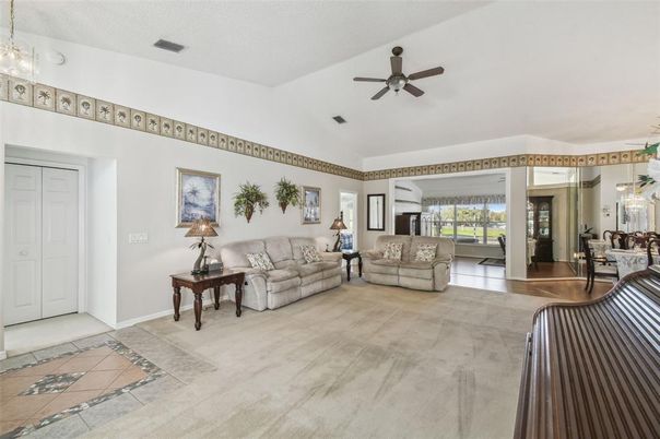 Dining room, Interior, Living room, Pendant Lights