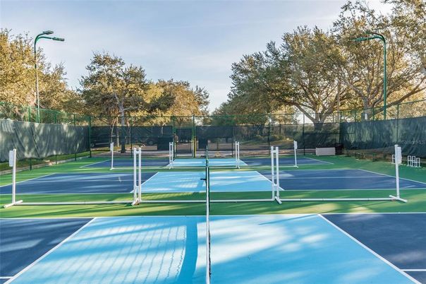 Exterior, Tennis Courts