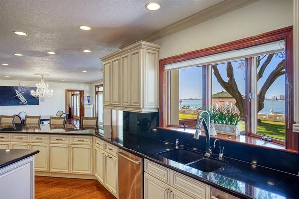 Chandelier, Interior, Kitchen, Recessed Lighting, Water, Wood Texture Flooring