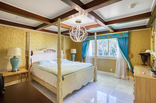 Bedroom, Interior, Pendant Lights, Wooden Beams