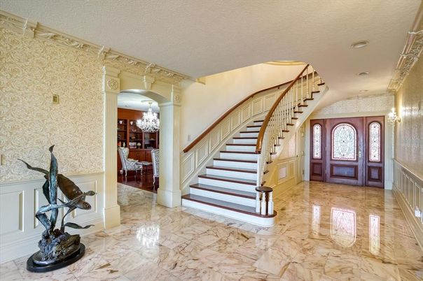 Chandelier, Interior, Marble