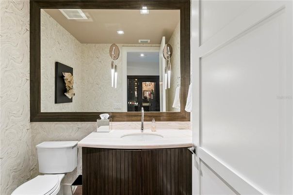 Bathroom, Interior, Recessed Lighting