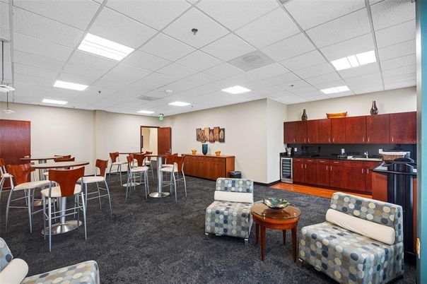 Dining room, Interior, Kitchen, Pendant Lights, Recessed Lighting