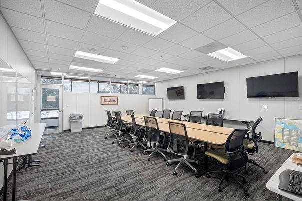 Dining room, Interior, Recessed Lighting