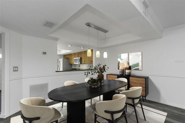 Dining room, Interior, Kitchen, Pendant Lights, Recessed Lighting, Stainless Steel Appliances, Wood Texture Flooring