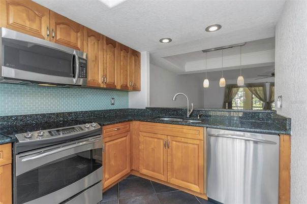 Interior, Kitchen, Pendant Lights, Recessed Lighting, Stainless Steel Appliances