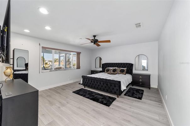 Bedroom, Interior, Recessed Lighting, Wood Texture Flooring