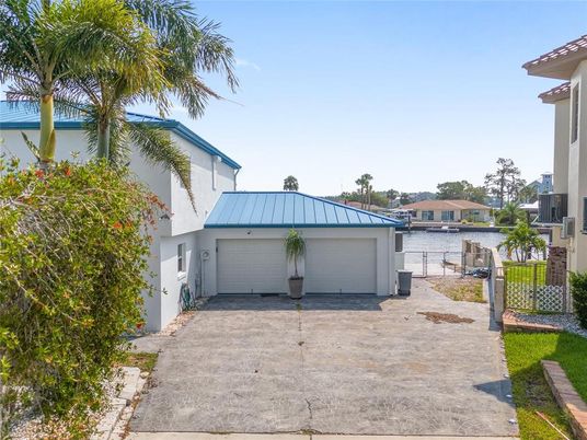 Detached Garage, Exterior, Water