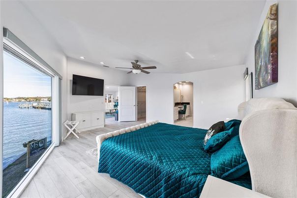 Bedroom, Interior, Recessed Lighting, Water, Wood Texture Flooring