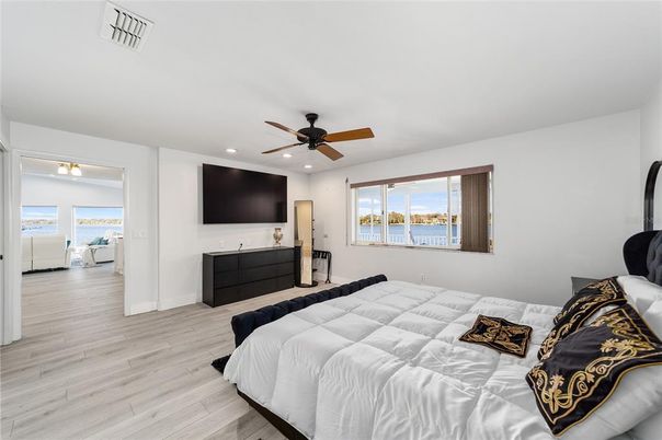 Bedroom, Interior, Recessed Lighting, Water, Wood Texture Flooring