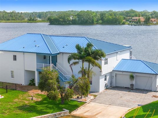 Exterior, Water