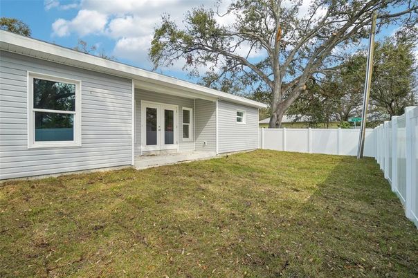 Backyard, Exterior