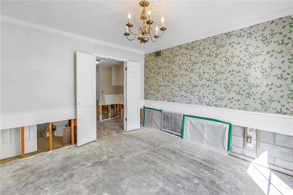 Chandelier, Empty room, Interior