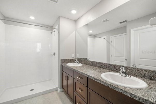 Bathroom, Dual Sink Vanities, Interior, Recessed Lighting