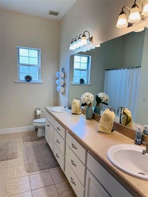 Bathroom, Dual Sink Vanities, Interior