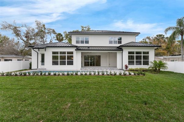 Backyard, Exterior, Facade, Farmhouse