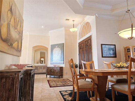 Dining room, Interior, Pendant Lights, Recessed Lighting