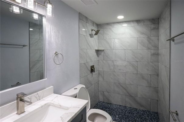 Bathroom, Interior, Marble Walls, Recessed Lighting