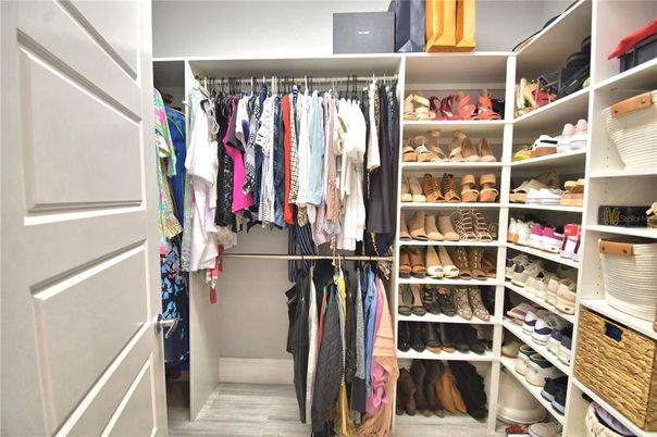 Interior, Walk-in Closets