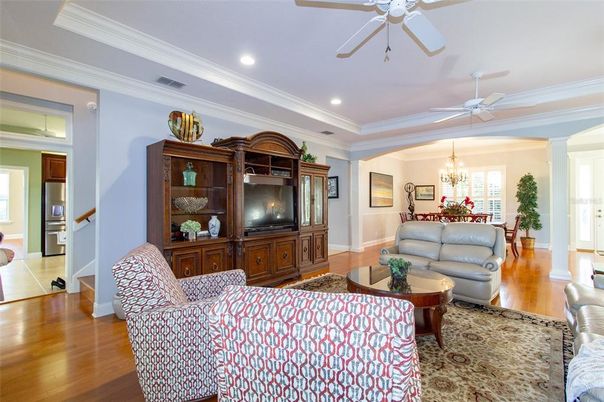 Chandelier, Dining room, Interior, Living room, Recessed Lighting, Wood Texture Flooring