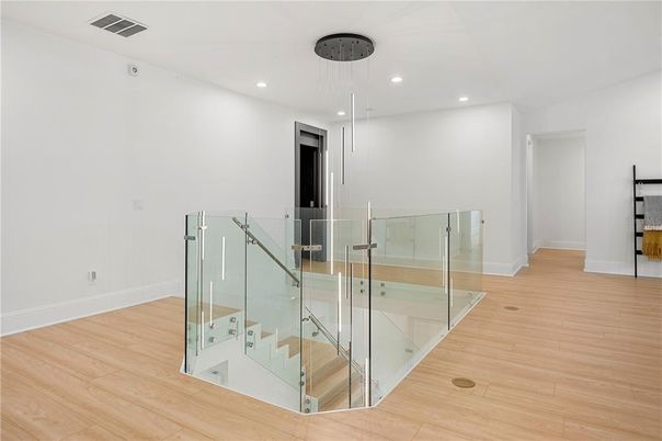 Interior, Recessed Lighting, Wood Texture Flooring