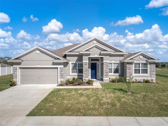 Attached, Exterior, Facade, Ranch