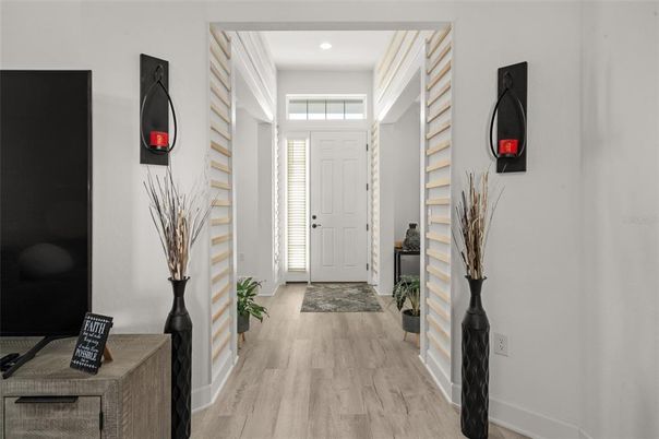 Interior, Recessed Lighting, Wood Texture Flooring