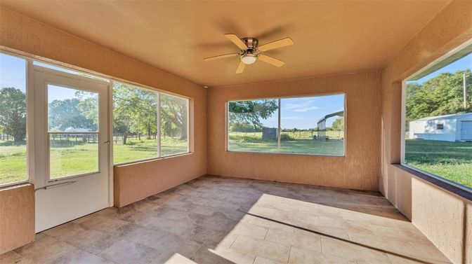Empty room, Interior, Sun Room