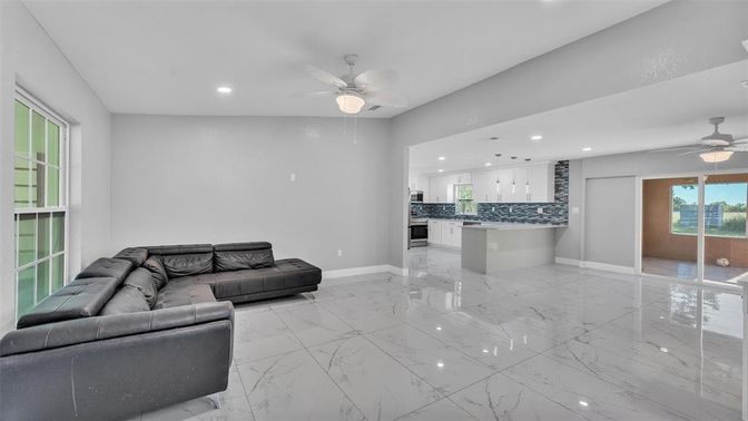 Interior, Kitchen, Living room, Marble, Pendant Lights, Recessed Lighting