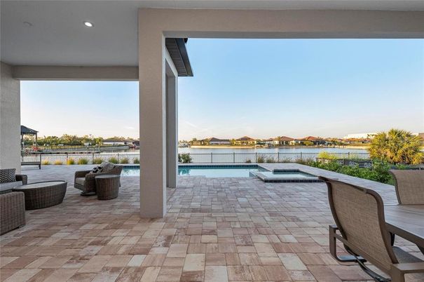 Exterior, Pool, Water