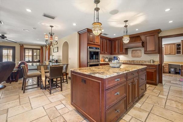 Chandelier, Dining room, Interior, Kitchen, Pendant Lights, Recessed Lighting, Stainless Steel Appliances