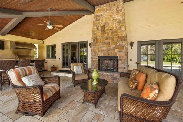Exterior, Fireplace