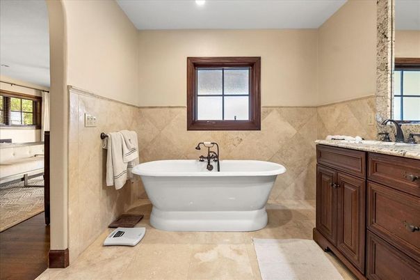Bathroom, Free Standing Baths, Interior, Recessed Lighting