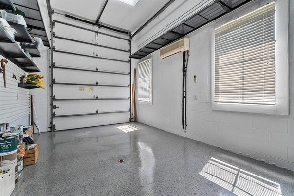 Garage, Interior