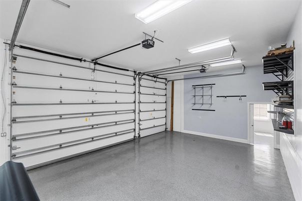 Garage, Interior