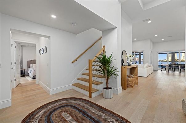 Bedroom, Dining room, Interior, Recessed Lighting, Wood Texture Flooring