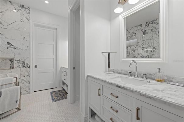 Bathroom, Interior, Marble Walls, Recessed Lighting