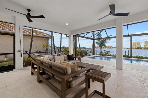 Interior, Pool, Recessed Lighting, Sun Room, Water