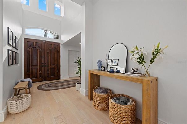 Interior, Recessed Lighting, Wood Texture Flooring