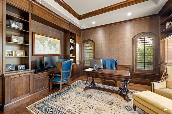 Home Office, Interior, Recessed Lighting, Wood Texture Flooring