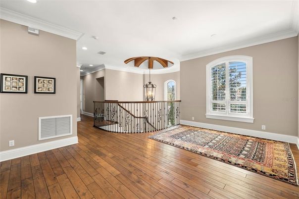 Interior, Pendant Lights, Recessed Lighting, Wood Texture Flooring