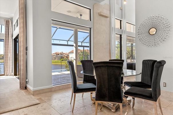 Dining room, Interior
