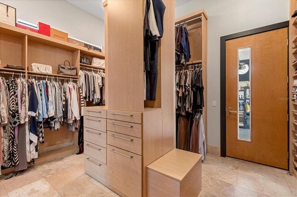 Interior, Walk-in Closets
