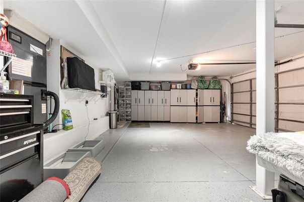 Garage, Interior