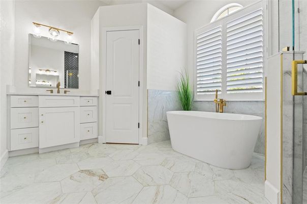 Bathroom, Free Standing Baths, Interior, Marble