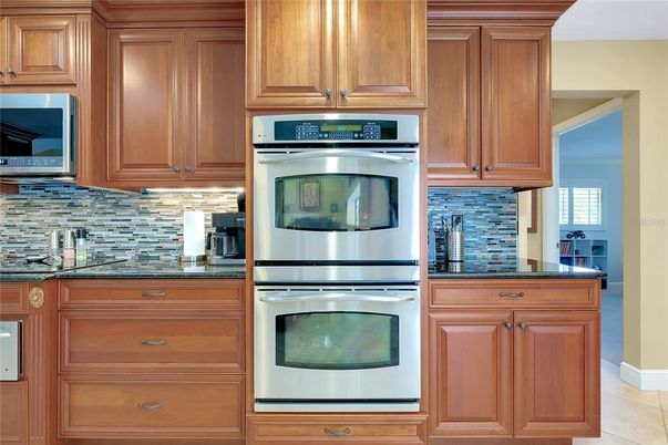 Interior, Kitchen, Stainless Steel Appliances