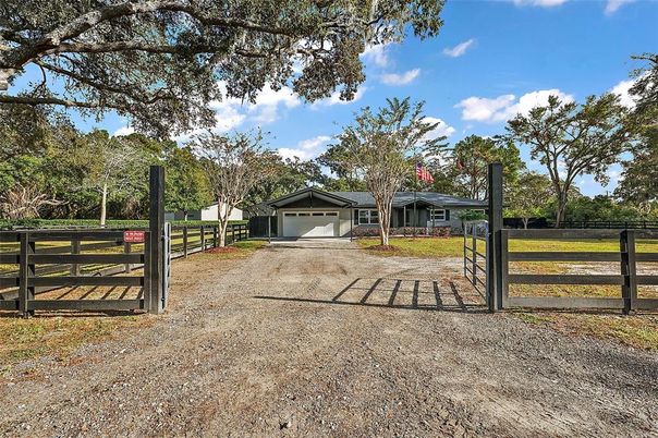 Backyard, Detached Garage, Exterior