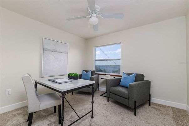 Home Office, Interior