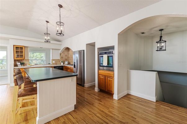 Interior, Kitchen, Pendant Lights, Wood Texture Flooring
