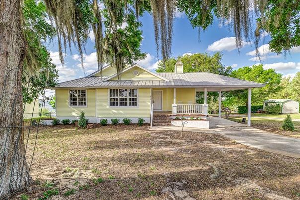 Backyard, Exterior, Facade, Ranch